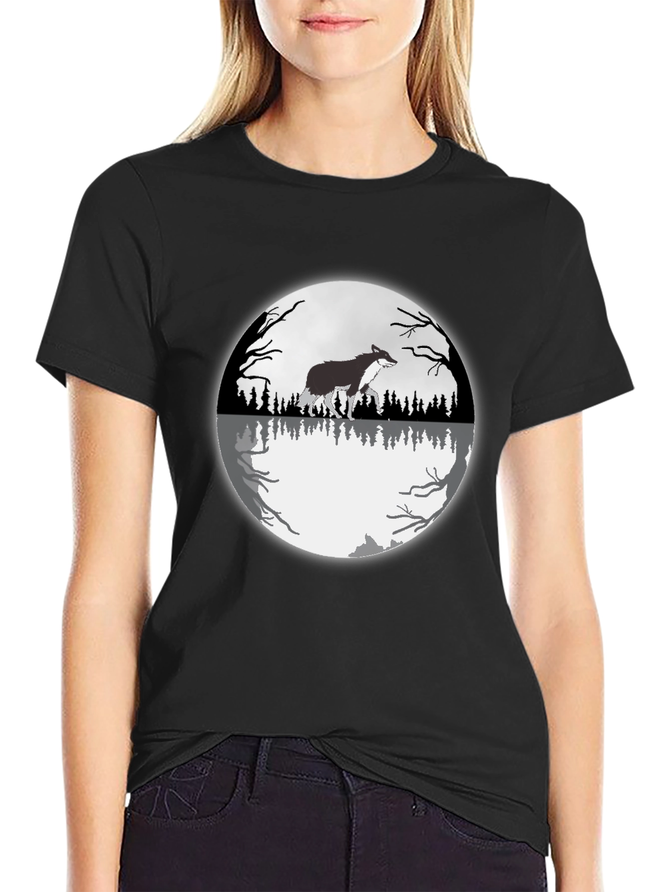 Wolf Moon Reflection Graphic Tee - Black