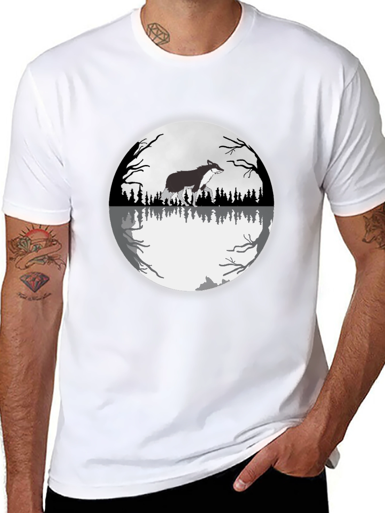 Wolf Moon Reflection Graphic Tee - Black