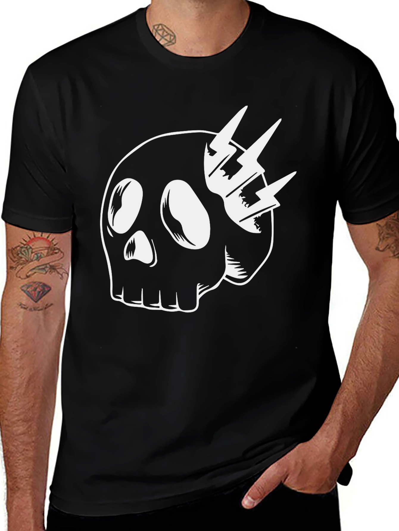Skull & Lightning Bolt Graphic T-Shirt