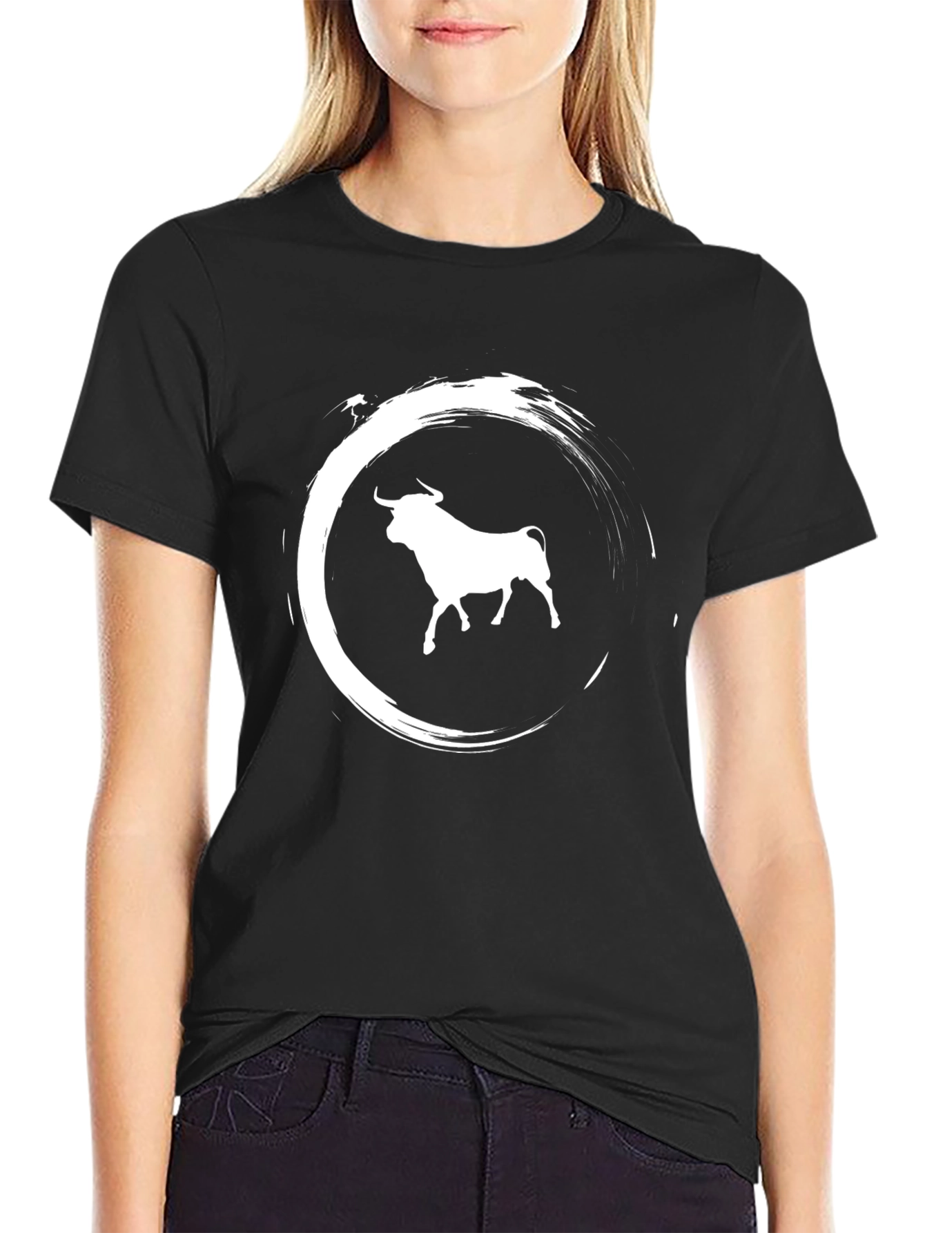 Bull Graphic Tee - Stylish Black T-Shirt