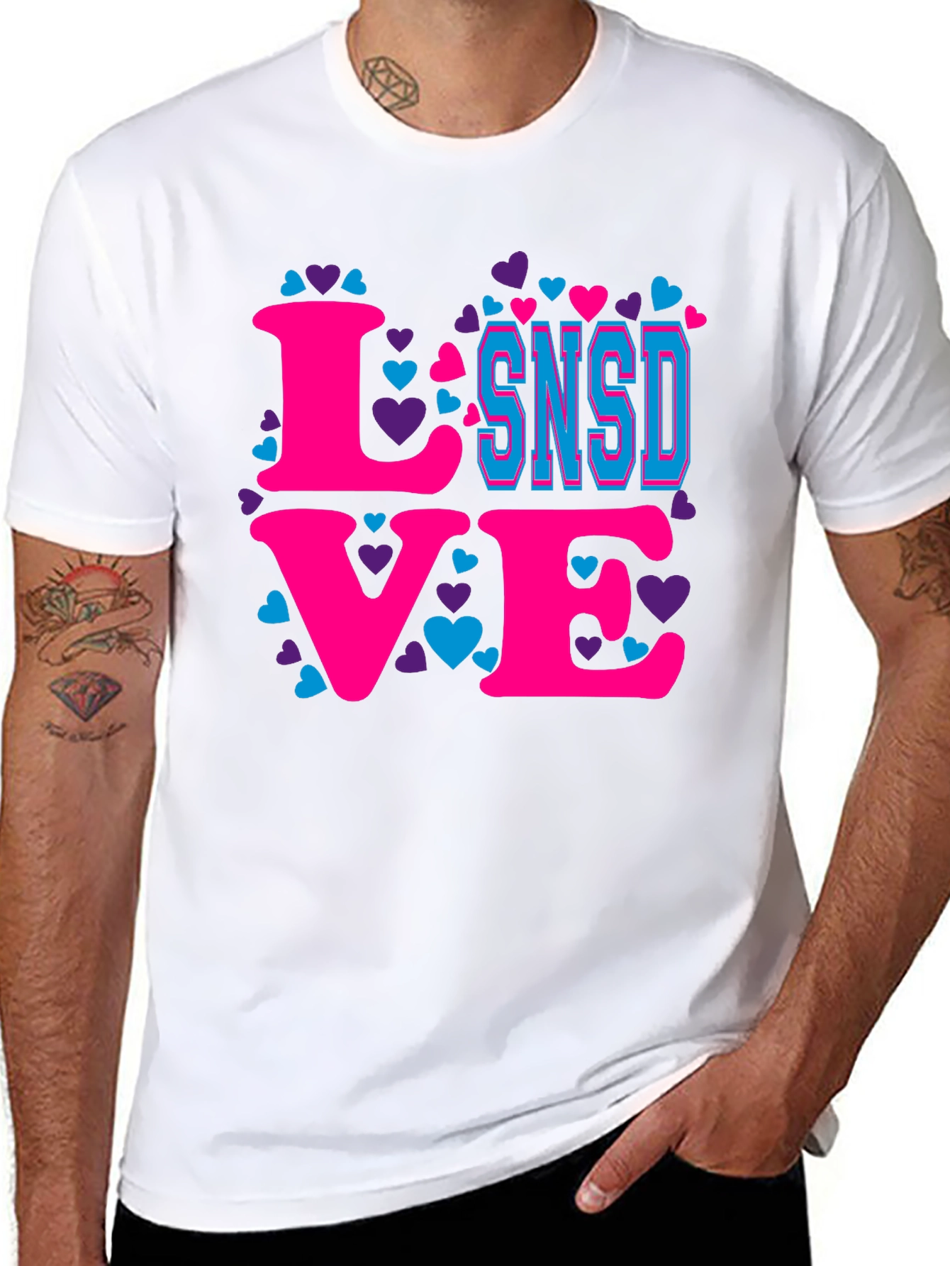 SNSD Love T-Shirt - Heart Graphic Tee