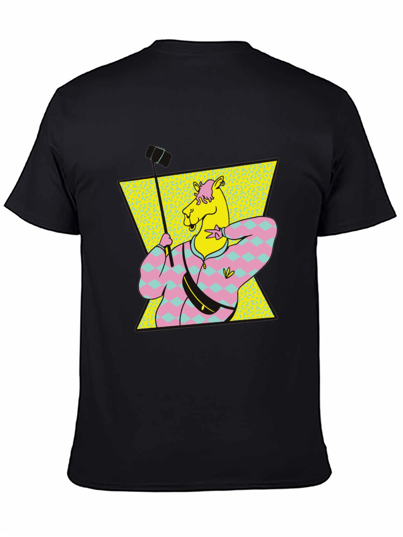 Retro Camel Selfie T-Shirt - Black Cotton Tee